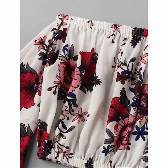 Floral Tiered Bell Sleeve Off Shoulder Crop Top - Picture 14 of 16